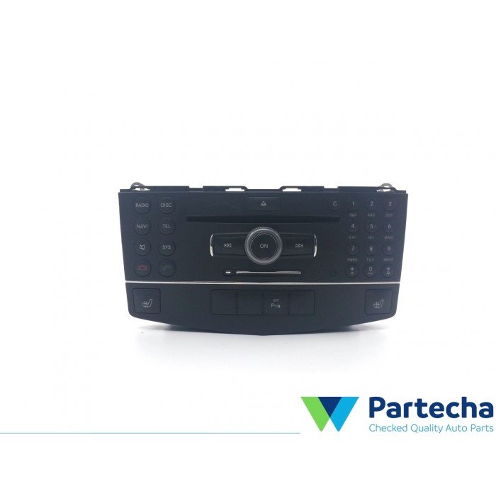 MERCEDES-BENZ C-CLASS (W204) RADIJA/CD/DVD GROTUVAS/NAVIGACIJA (A2048709790)