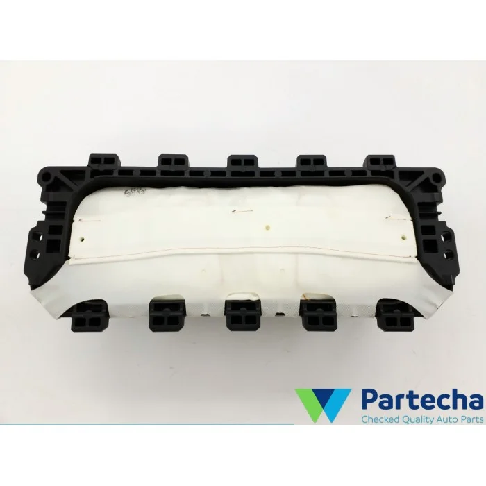BMW 3 Touring (G21) Keleivio oro pagalvė (39680406312)
