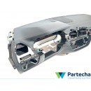 BMW X3 (G01) Automobilio salono panelė su pilku siūlu